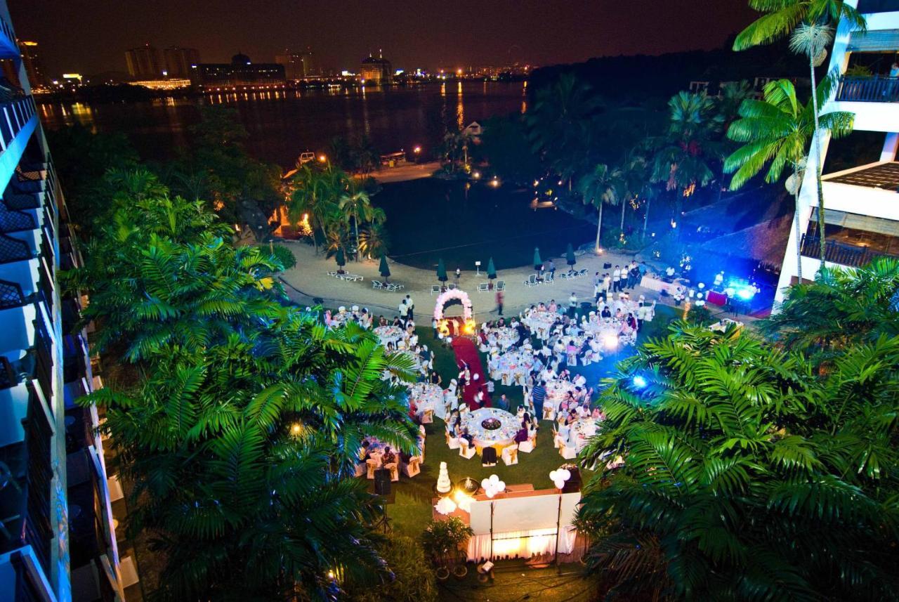 Mines Beach Resort Hotel Seri Kembangan Exterior photo