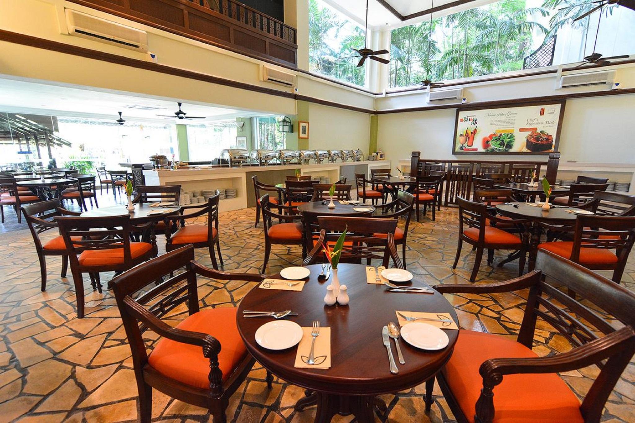 Mines Beach Resort Hotel Seri Kembangan Exterior photo